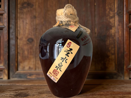 圣水泉洞藏酒42&deg;500ml.jpg
